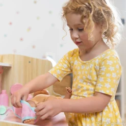 Kitchens & Play Centers><noscript><img width=