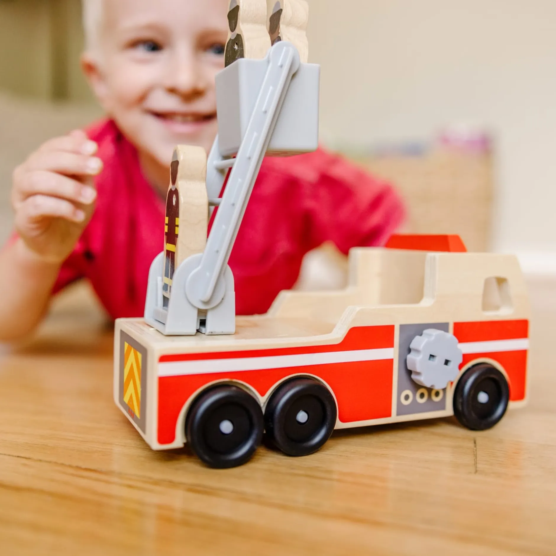 Vehicles & Trains>Melissa & Doug Classic Wooden Fire Truck Play Set