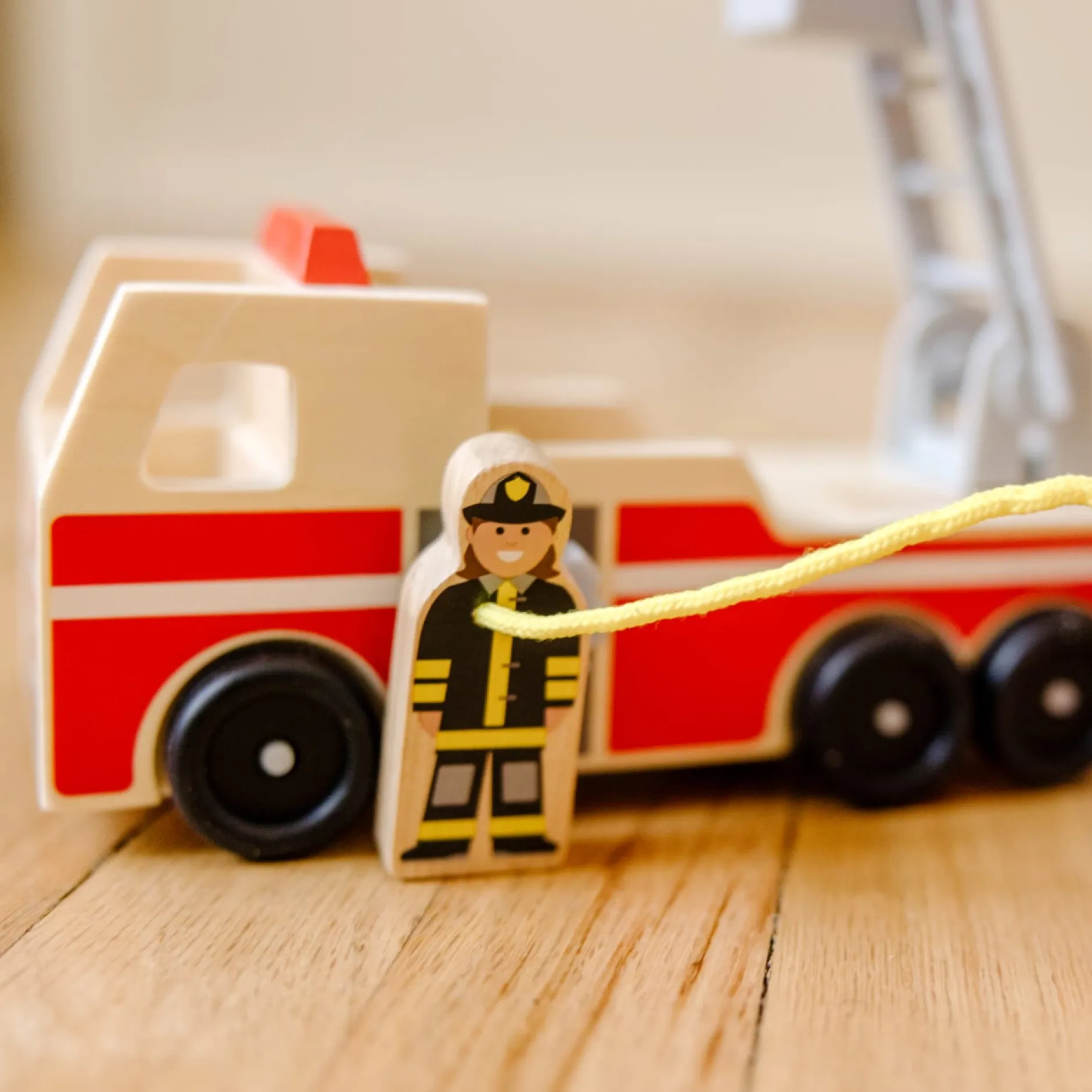 Vehicles & Trains>Melissa & Doug Classic Wooden Fire Truck Play Set