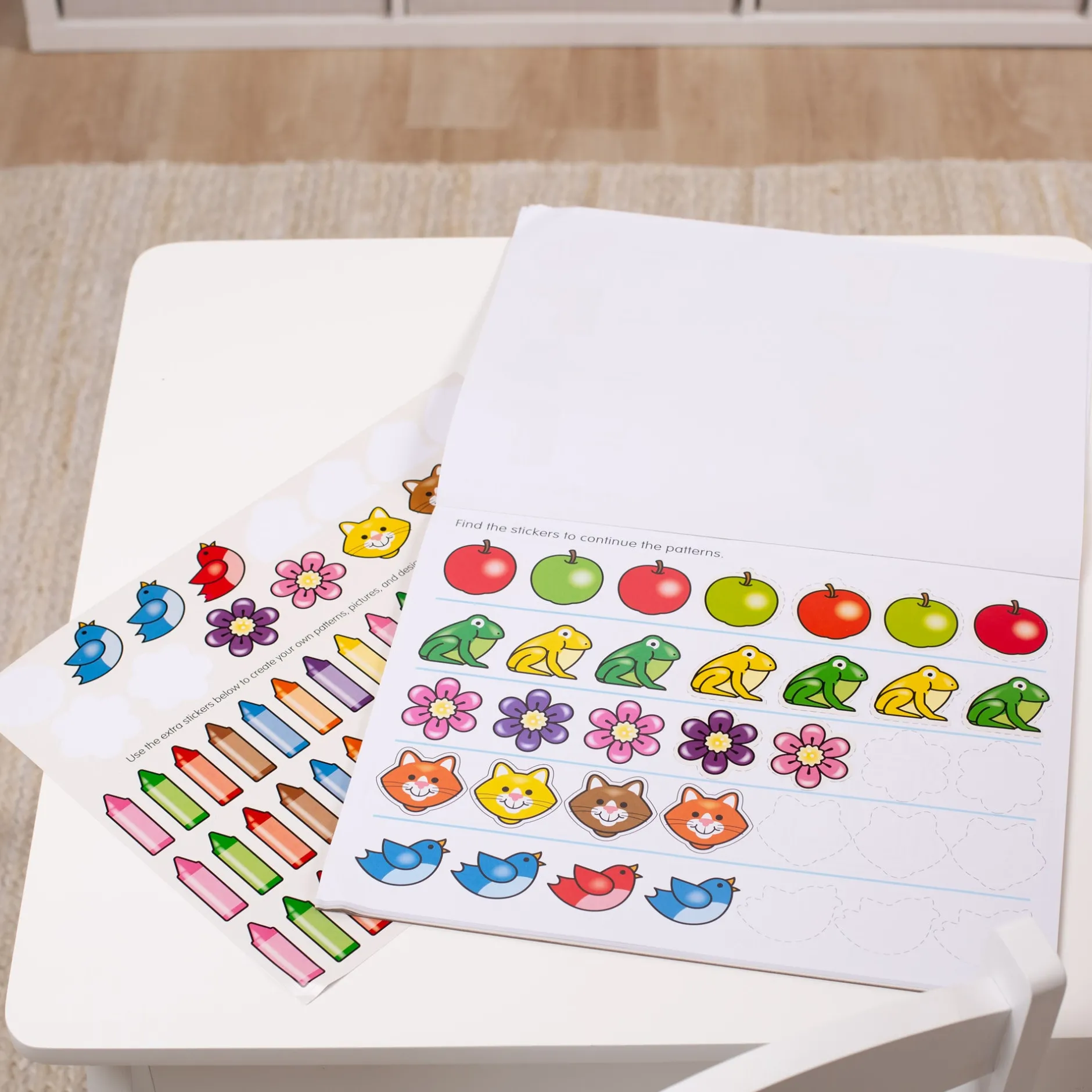 Activity Books>Melissa & Doug Colors & Shapes Activity Pad