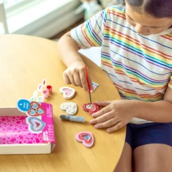 Craft & Stamp Kits>Melissa & Doug Created by Me! Heart Magnets Wooden Craft Kit