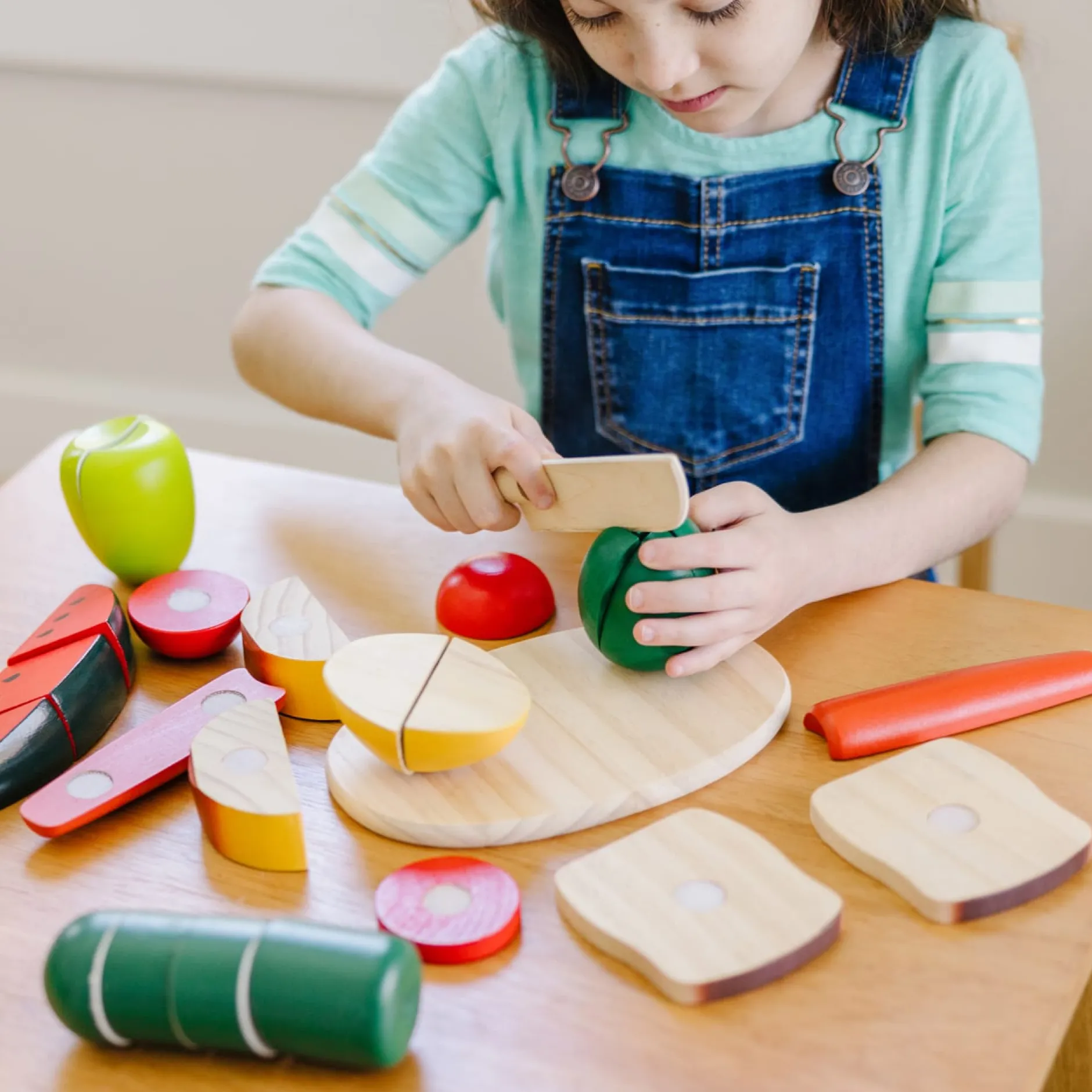 Play Food & Play Sets>Melissa & Doug Cutting Food - Wooden Play Food