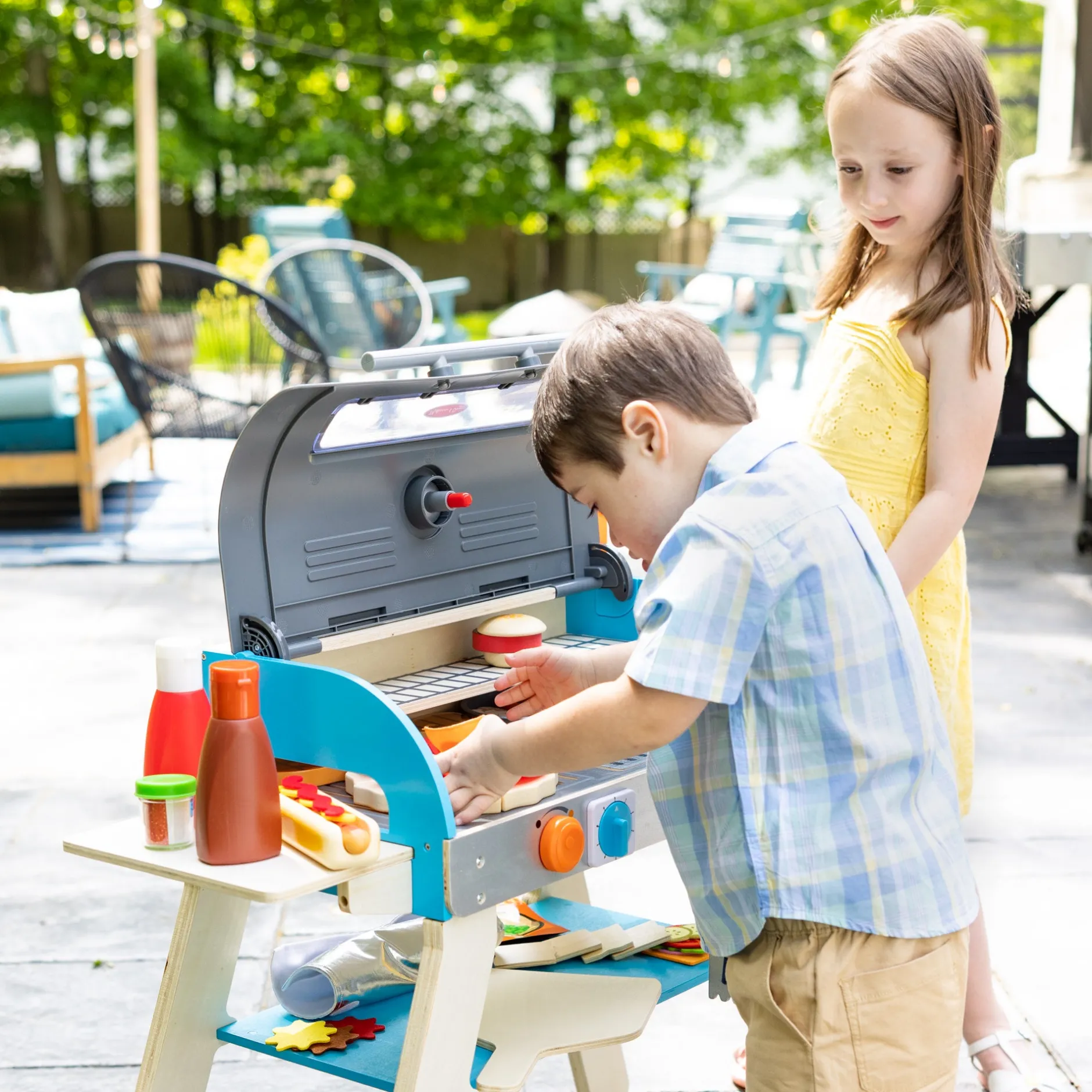 Play Food & Play Sets>Melissa & Doug Deluxe Grill & Pizza Oven Play Set