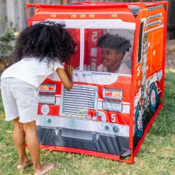 Kitchens & Play Centers><noscript><img width=
