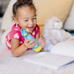 Outdoor Toys>Melissa & Doug Flash Firefly Flashlight