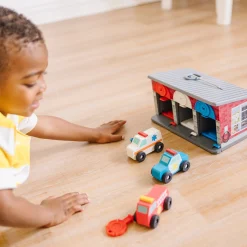 Vehicles & Trains>Melissa & Doug Keys & Cars Rescue Garage