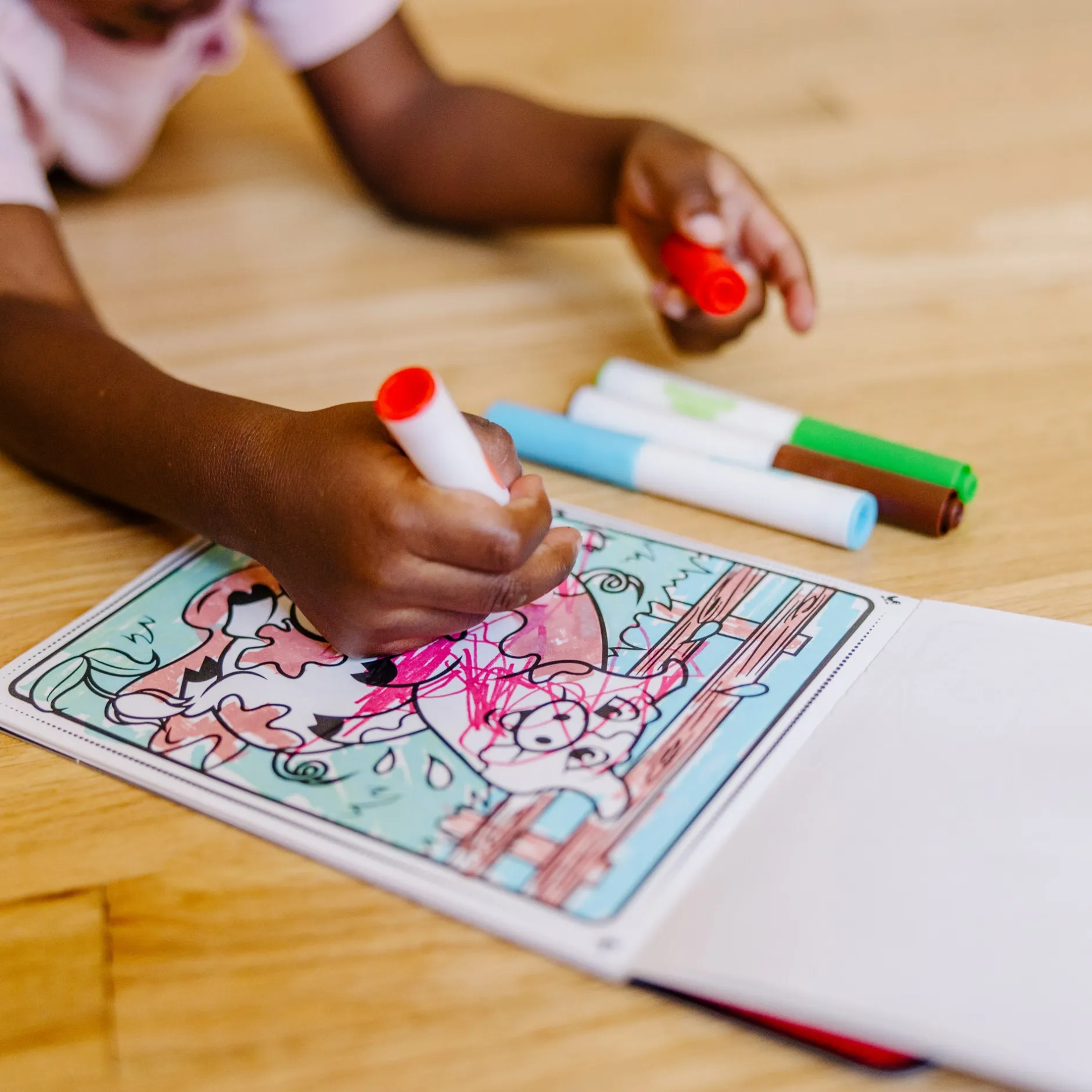 Activity Books>Melissa & Doug On the Go Magicolor Coloring Pad - Farm Animals