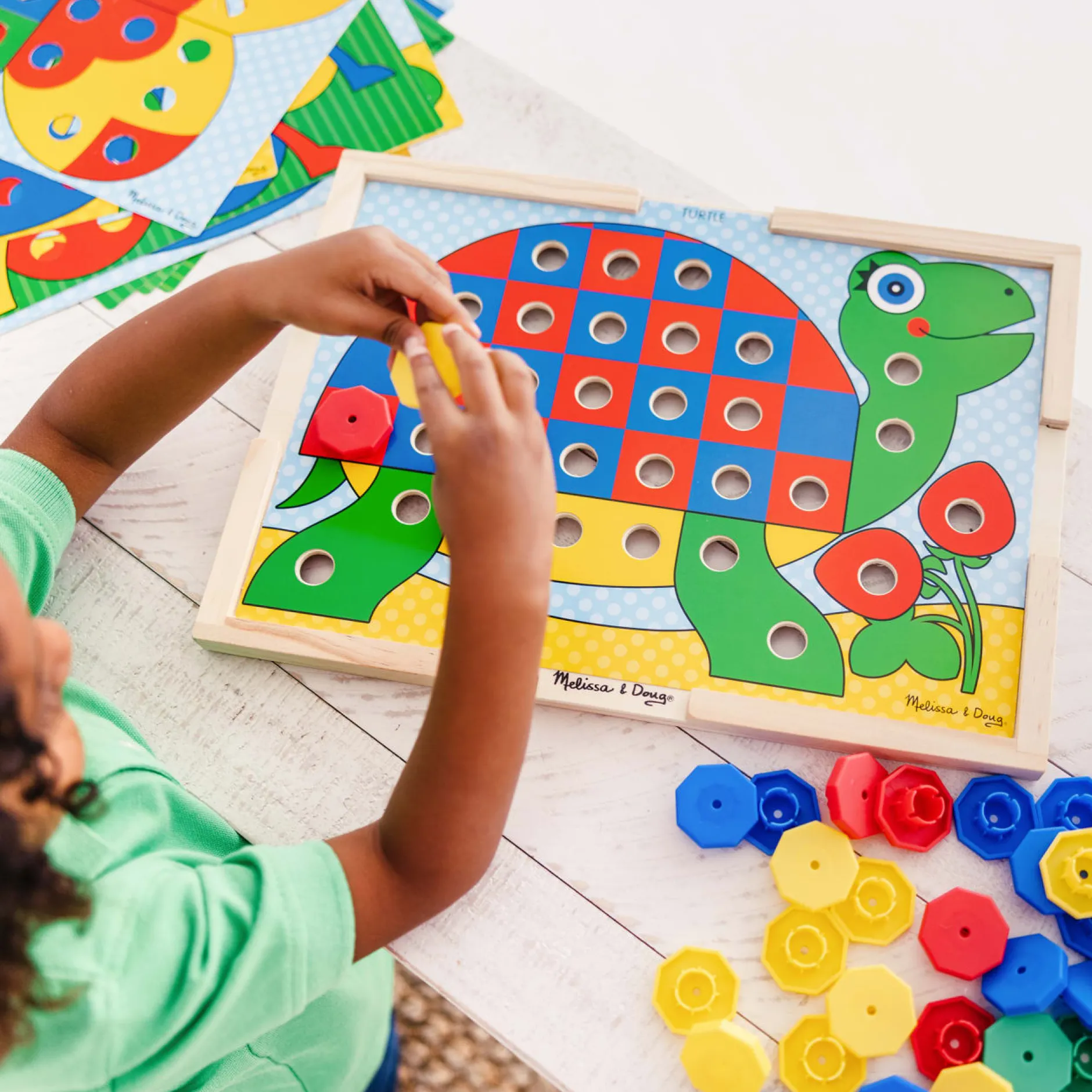 Colors & Shapes>Melissa & Doug Sort & Snap Color Match