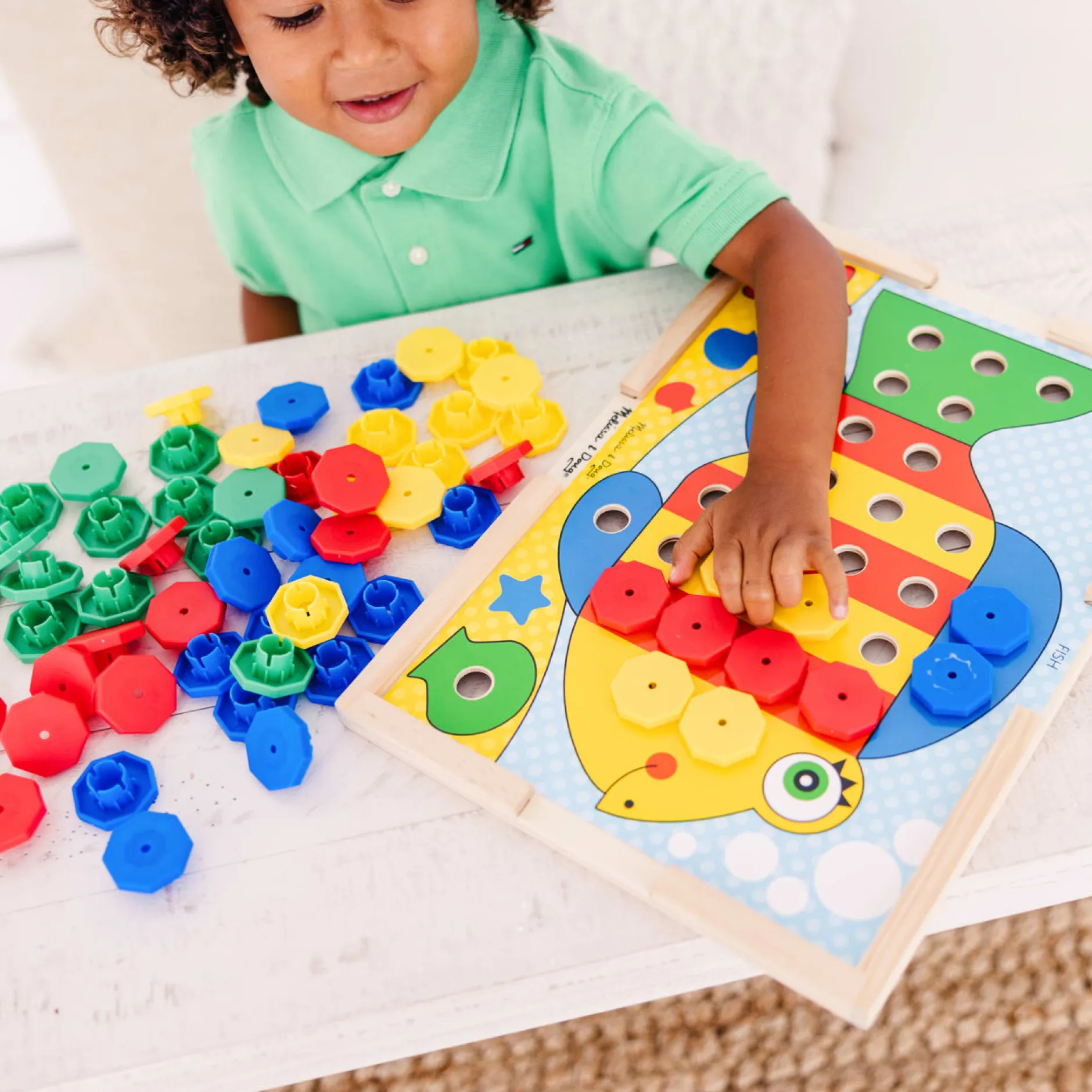 Colors & Shapes>Melissa & Doug Sort & Snap Color Match