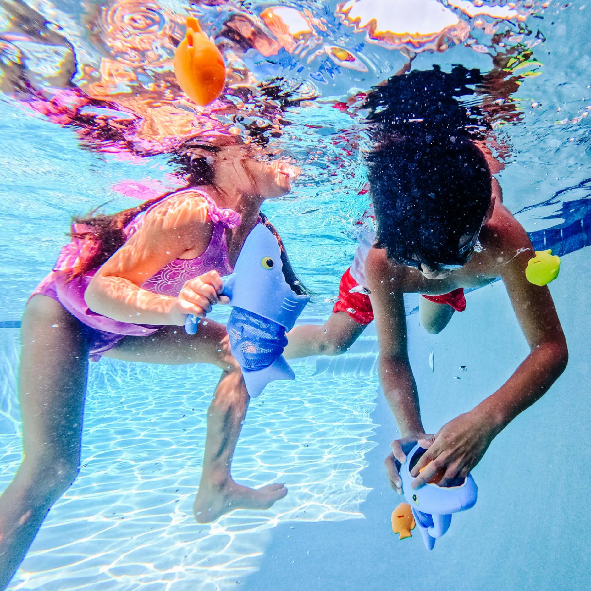 Outdoor Toys>Melissa & Doug Spark Shark Fish Hunt Pool Toy