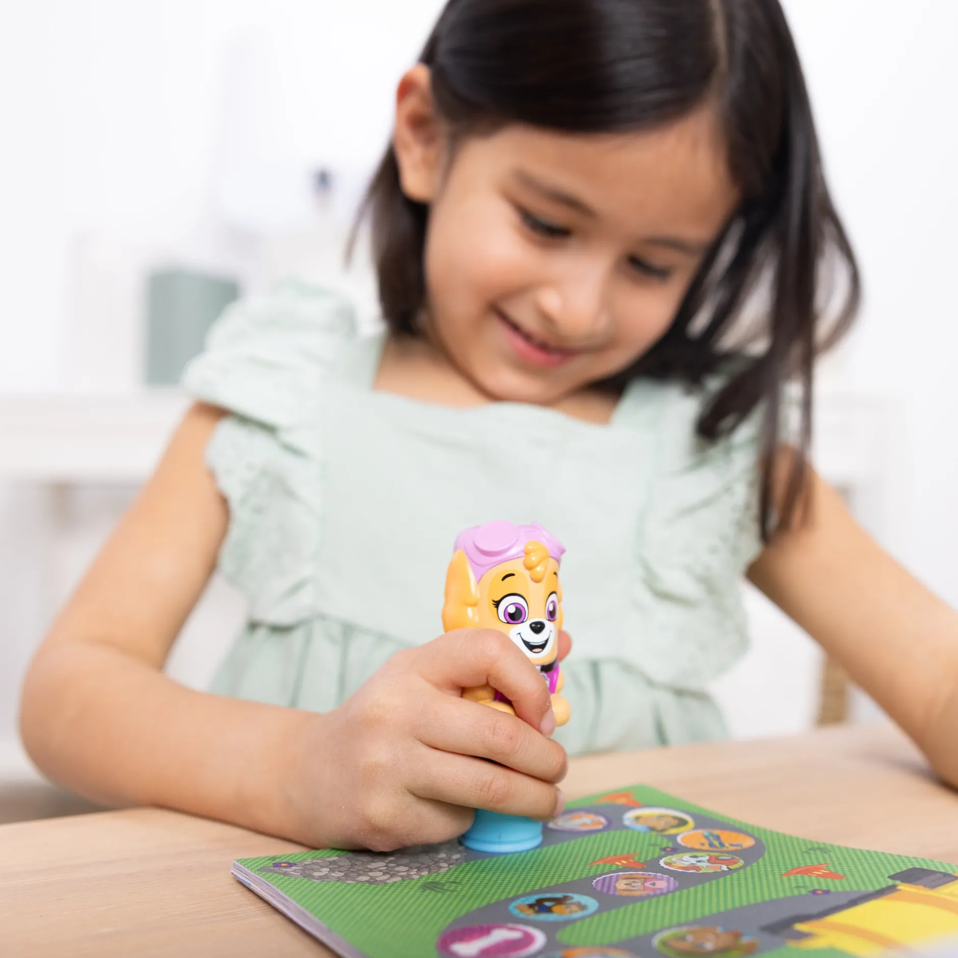 Activity Books|Stickers & Sticker Books>Melissa & Doug Sticker WOW!™ Activity Pad & Sticker Stamper - PAW Patrol Skye
