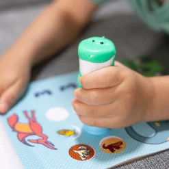 Activity Books|Stickers & Sticker Books>Melissa & Doug Sticker WOW!™ Activity Pad & Sticker Stamper - Dinosaur