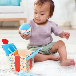 Motor Skills>Melissa & Doug Wooden Surprise Gift Box