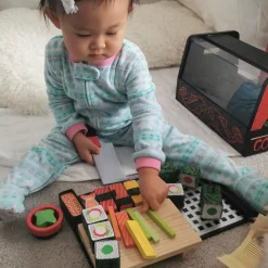 Play Food & Play Sets>Melissa & Doug Wooden Sushi Slicing Play Set